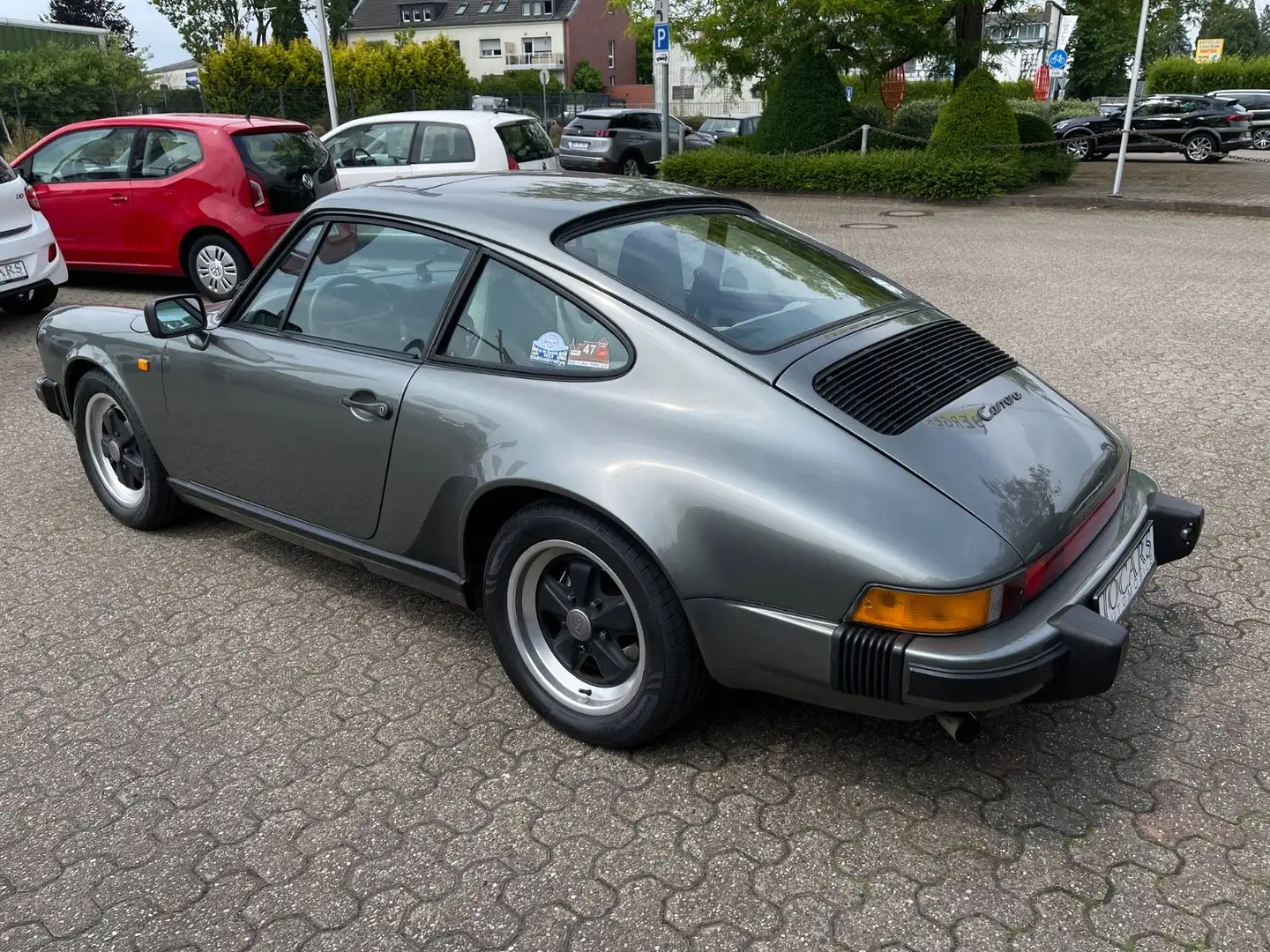 Porsche 911 Carrera Coupe I 3.2 I G50 Getriebe I DE-Fzg Grau - 2