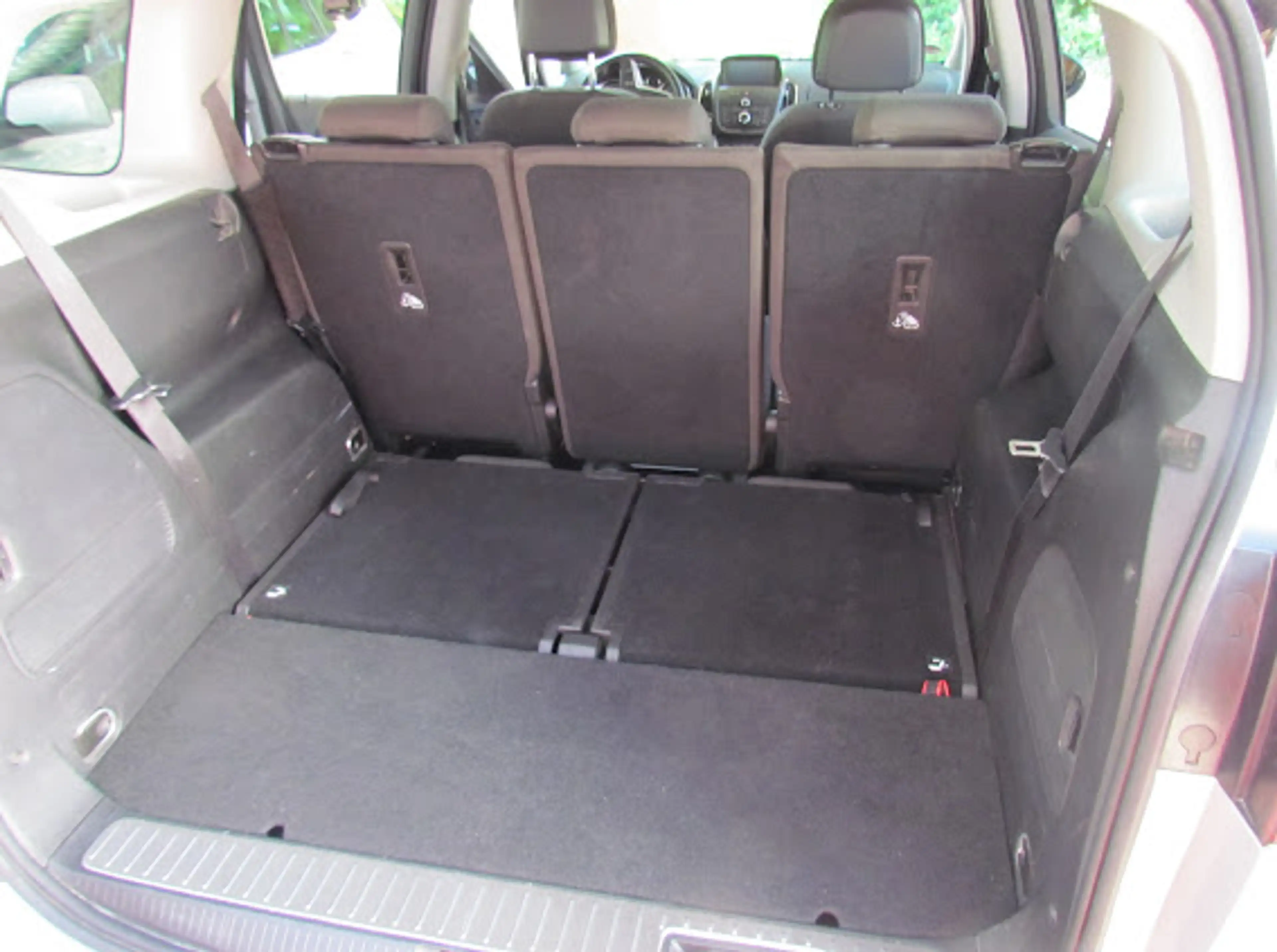 Opel Zafira Tourer Edition Fahrradträger Klima PDC 7 Sitze SHZ LHZ Allwetter!!! — photo 23