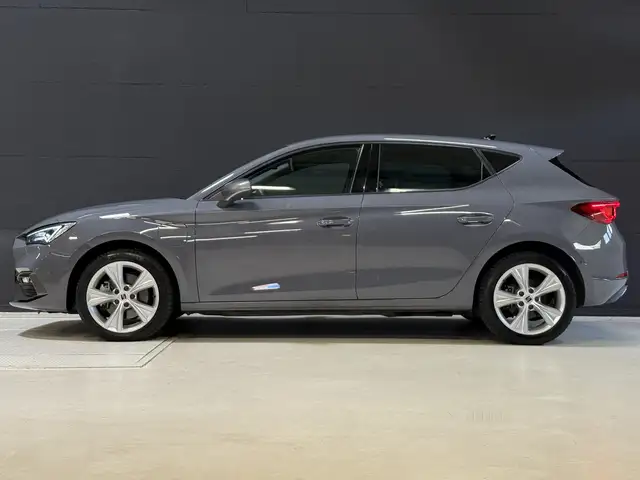 SEAT Leon view 3