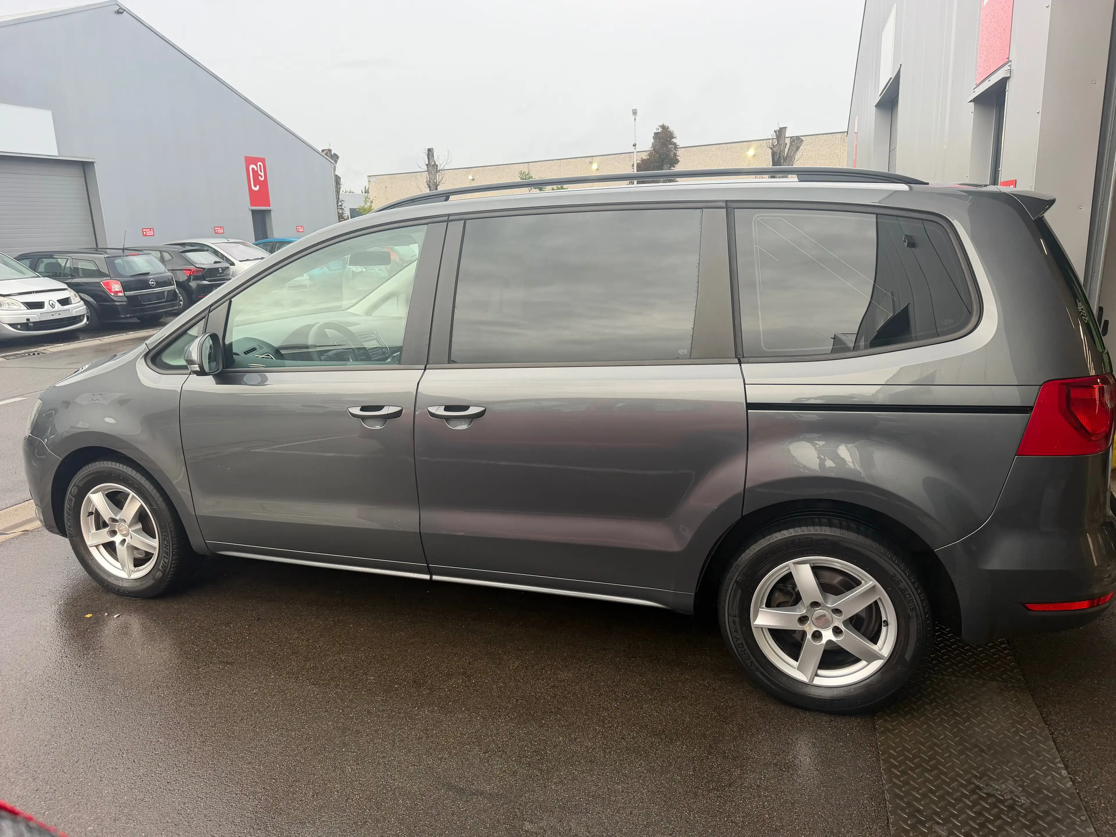 SEAT Alhambra 7PLACES SHOWROOM — photo 6