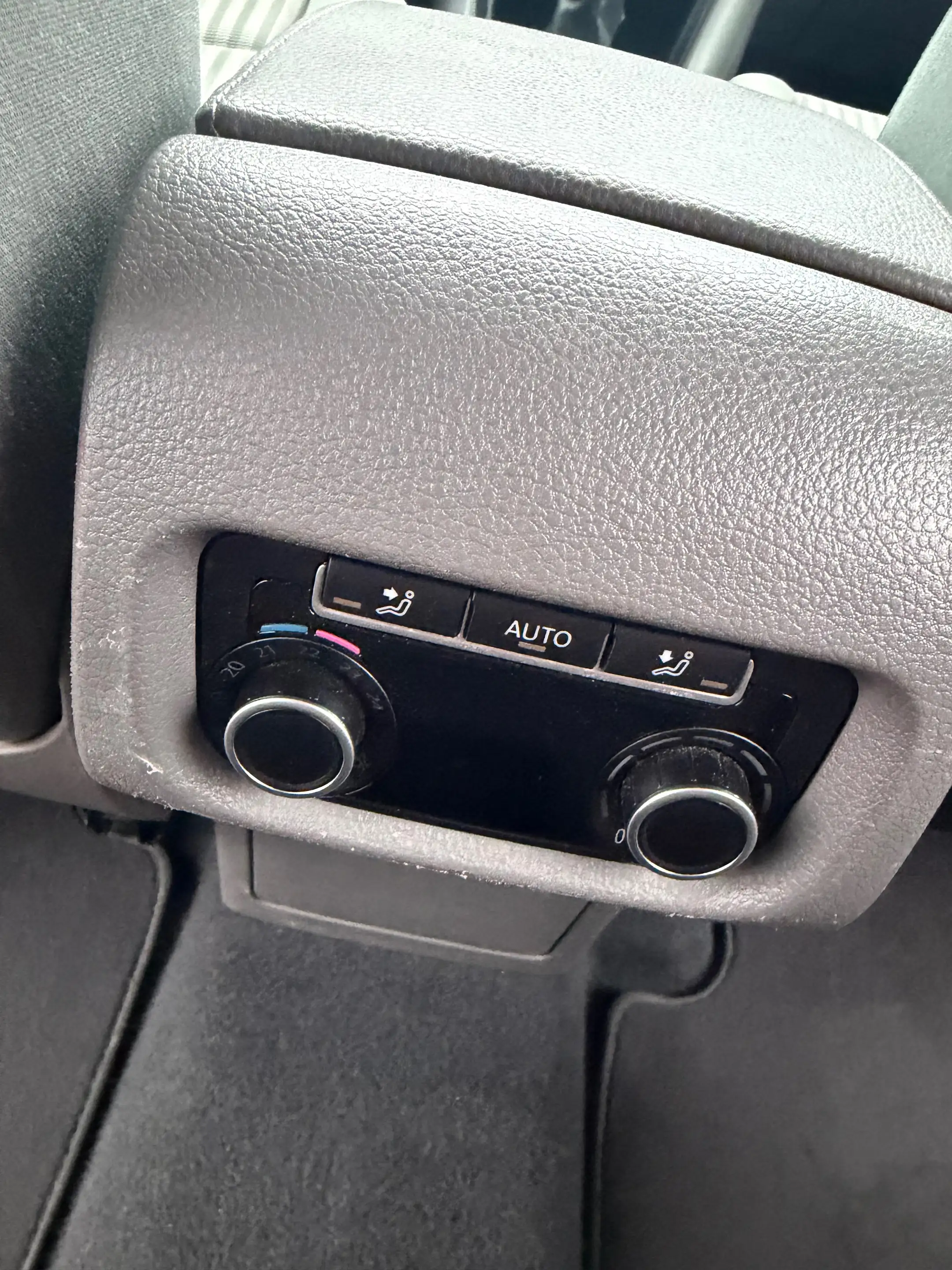 SEAT Alhambra 7PLACES SHOWROOM — photo 10
