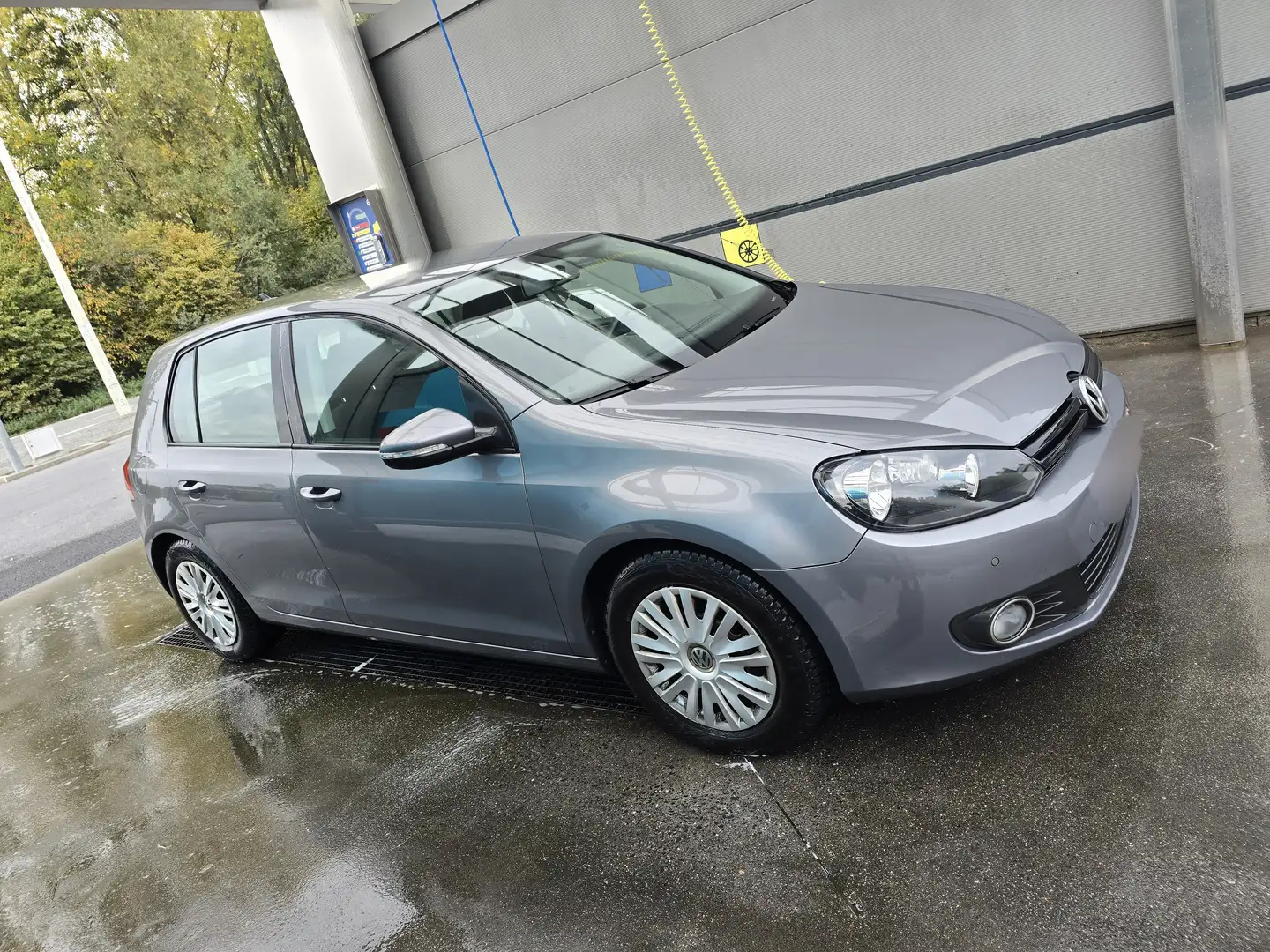 Volkswagen Golf Golf 1.6 CR TDi BlueMotion DPF Grijs - 1