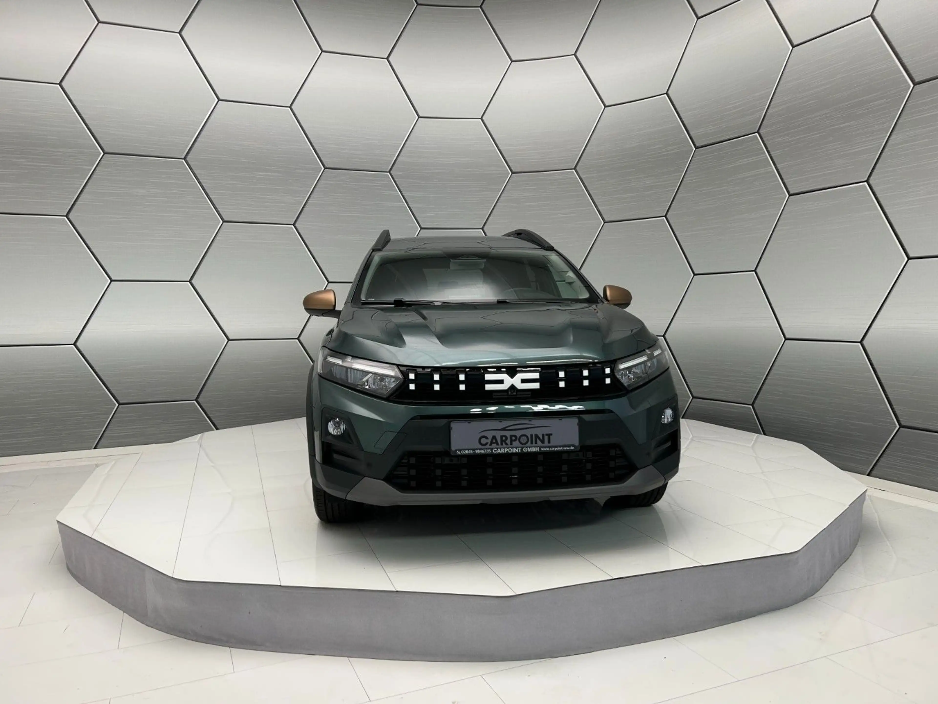 Dacia Jogger Extreme Eco-G 120 AT Winter/Driving 7-S — photo 9