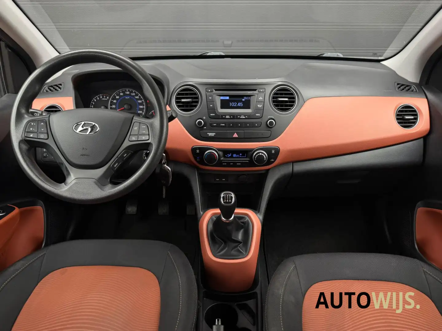 Hyundai i10 1.0i i-Motion Comfort|NL AUTO|Clima|5-DEU|LM-Velg Zwart - 2