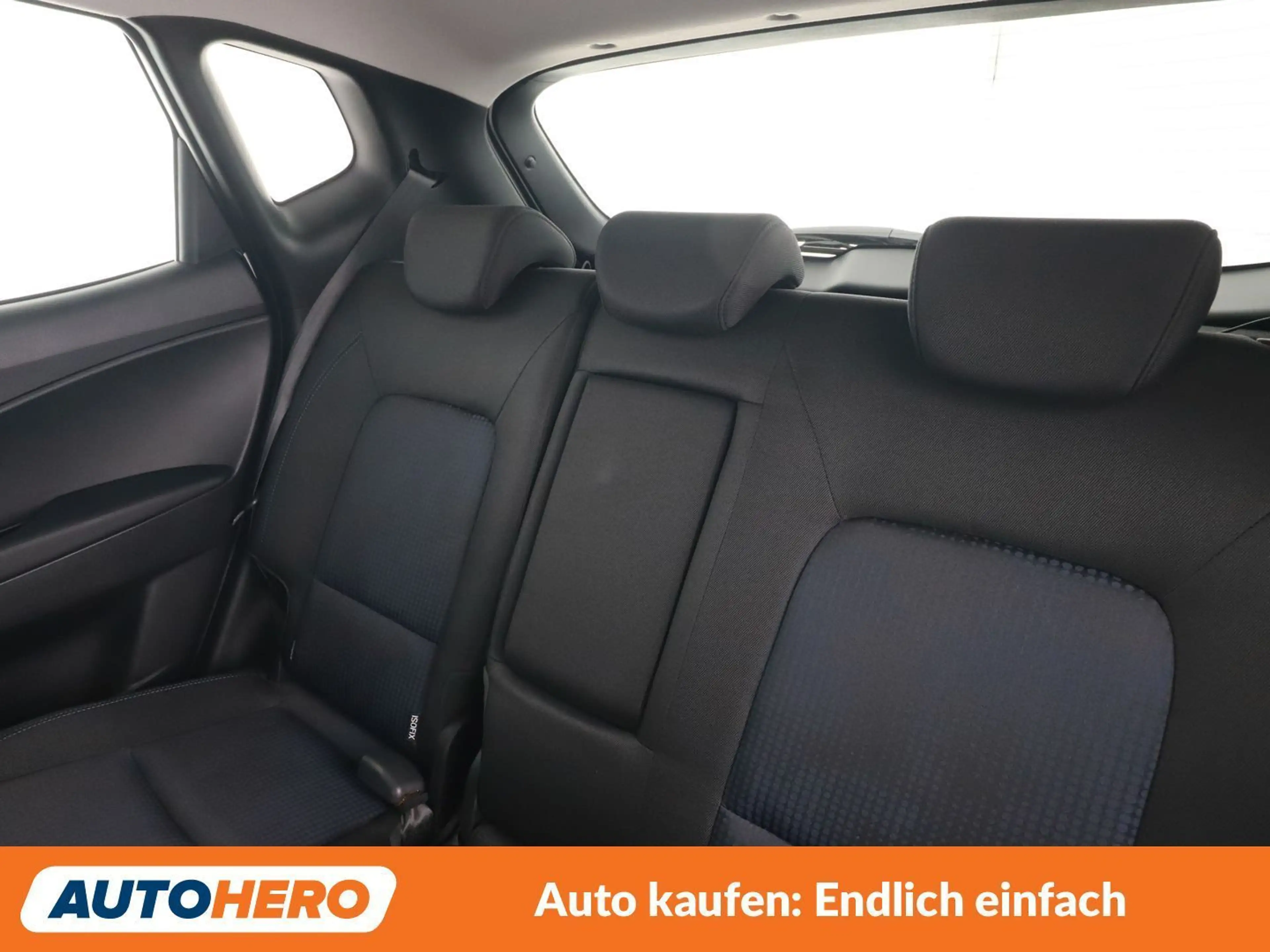 Hyundai iX20 1.6 Edition 25 — photo 7