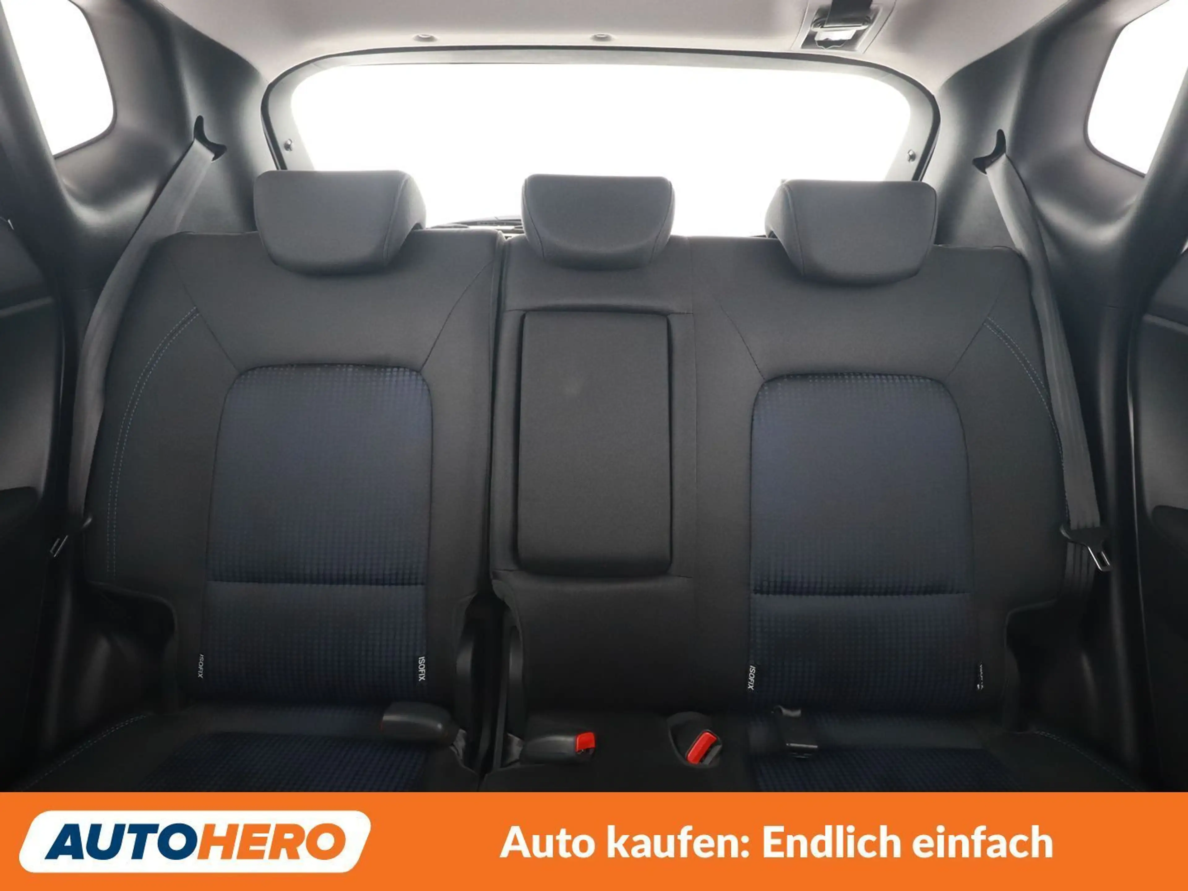 Hyundai iX20 1.6 Edition 25 — photo 8