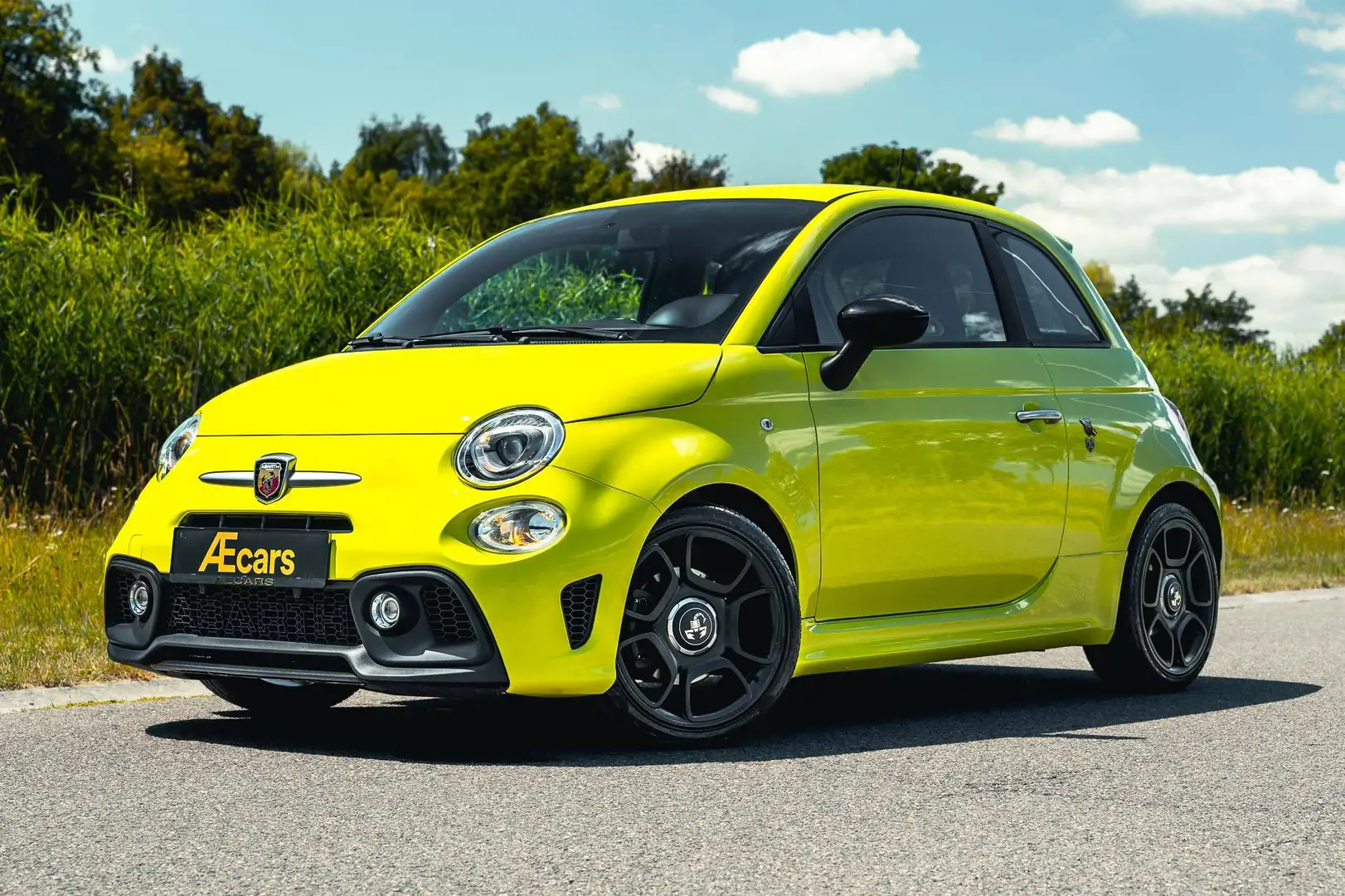 Abarth 595 Pista MANUAL / BEATS SOUND SYSTEM / APPLE CARPLAY / Grün - 1