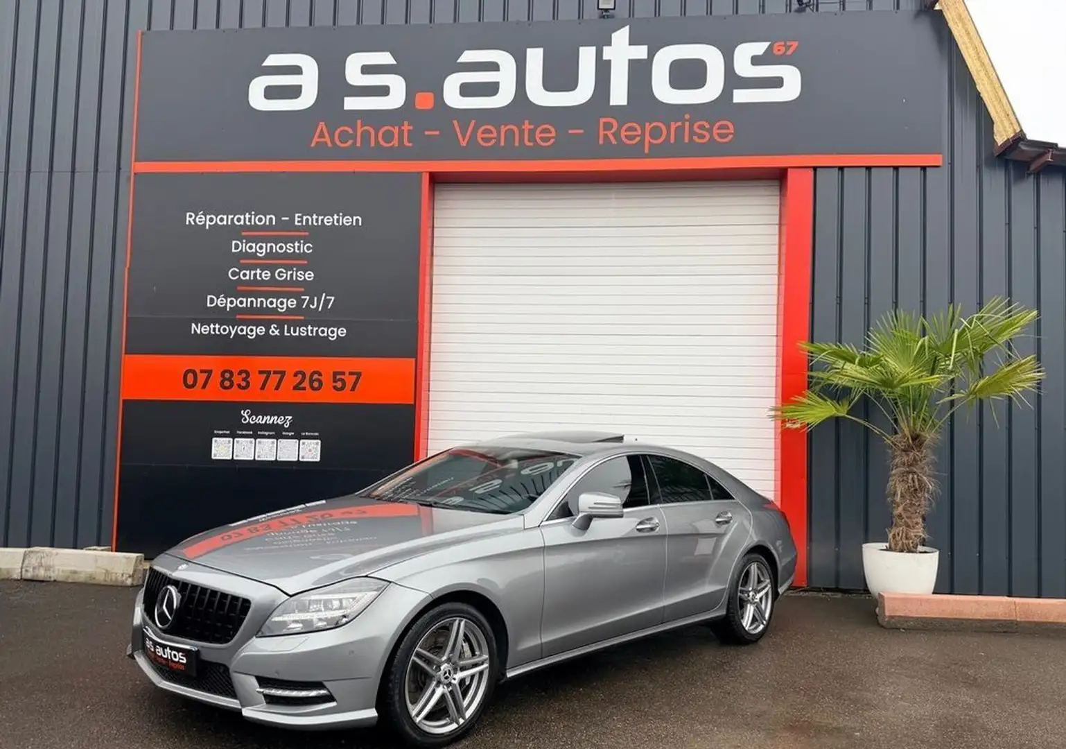 Mercedes-Benz CLS Classe 500 4.7 I V8 BI TURBO 408 CV double sorties d’échappement Toit ouvrant- led Grau - 1