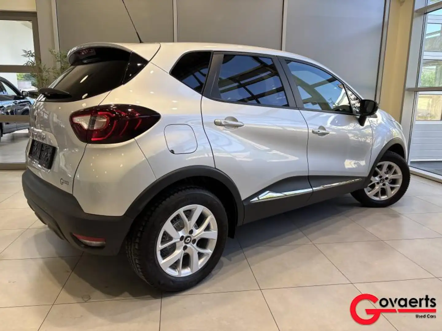Renault Captur Limited Edition Grijs - 2