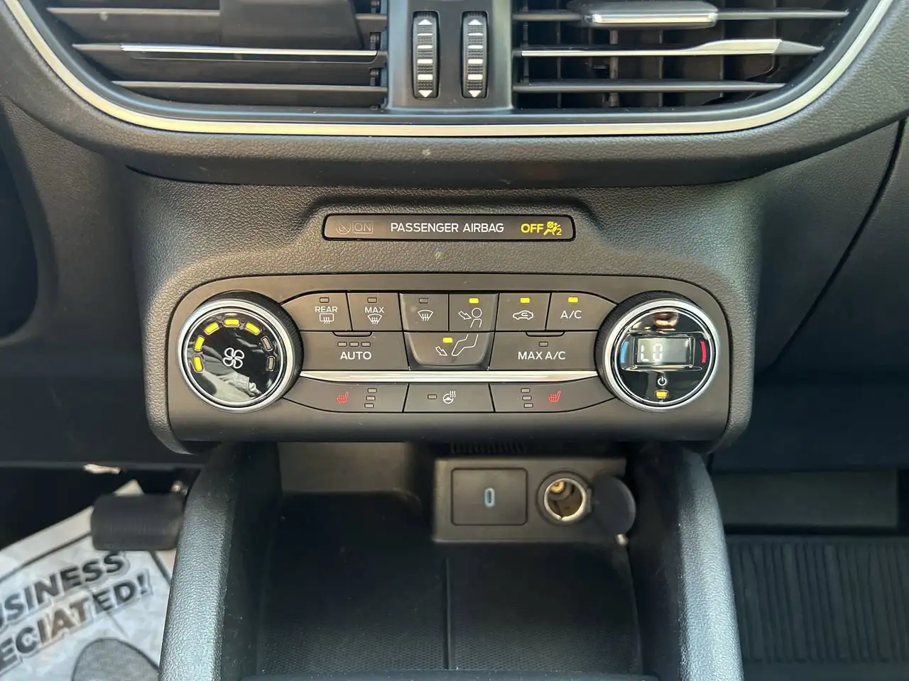 Ford Escape снимка Ford Escape