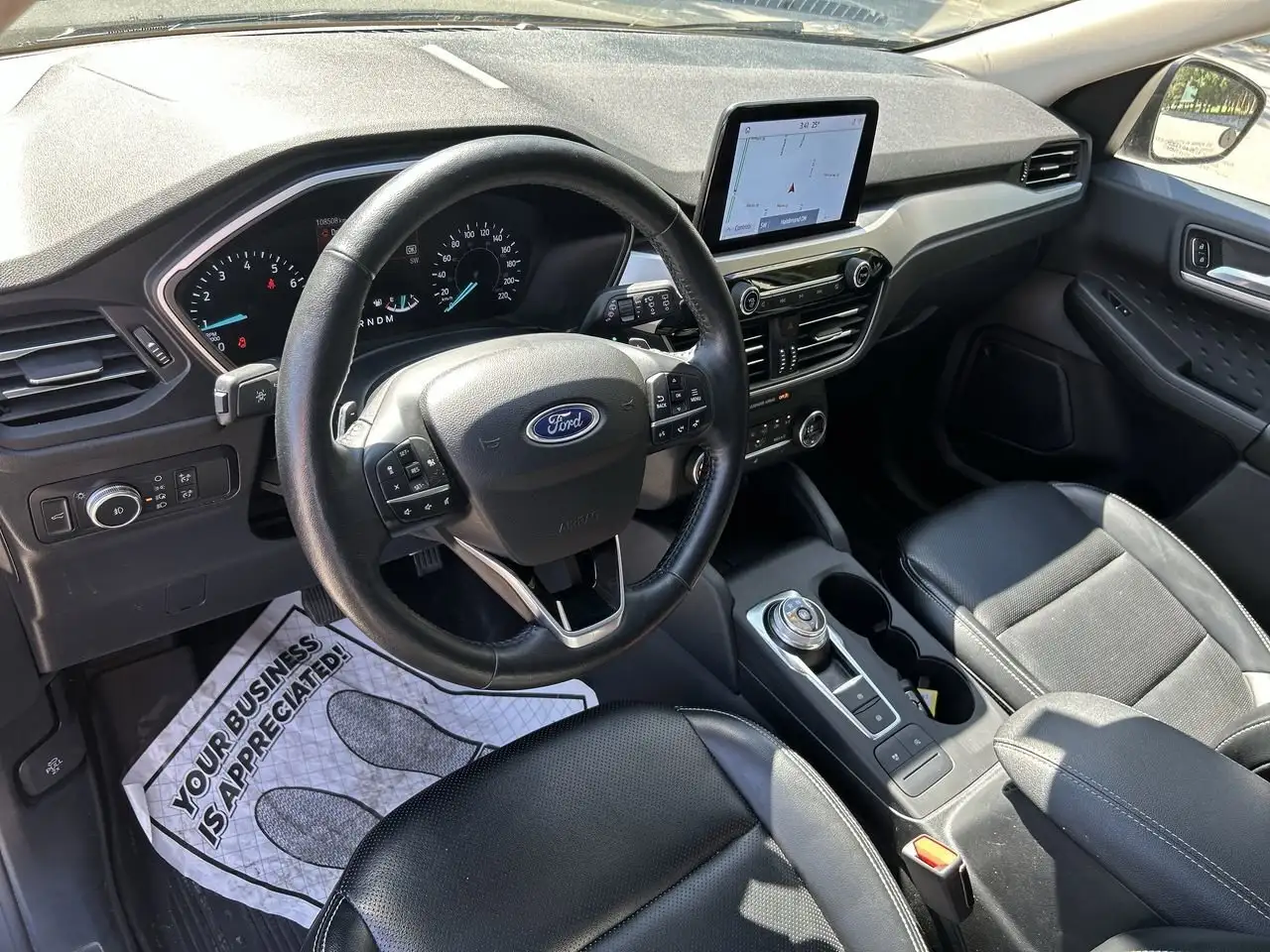 Ford Escape снимка Ford Escape
