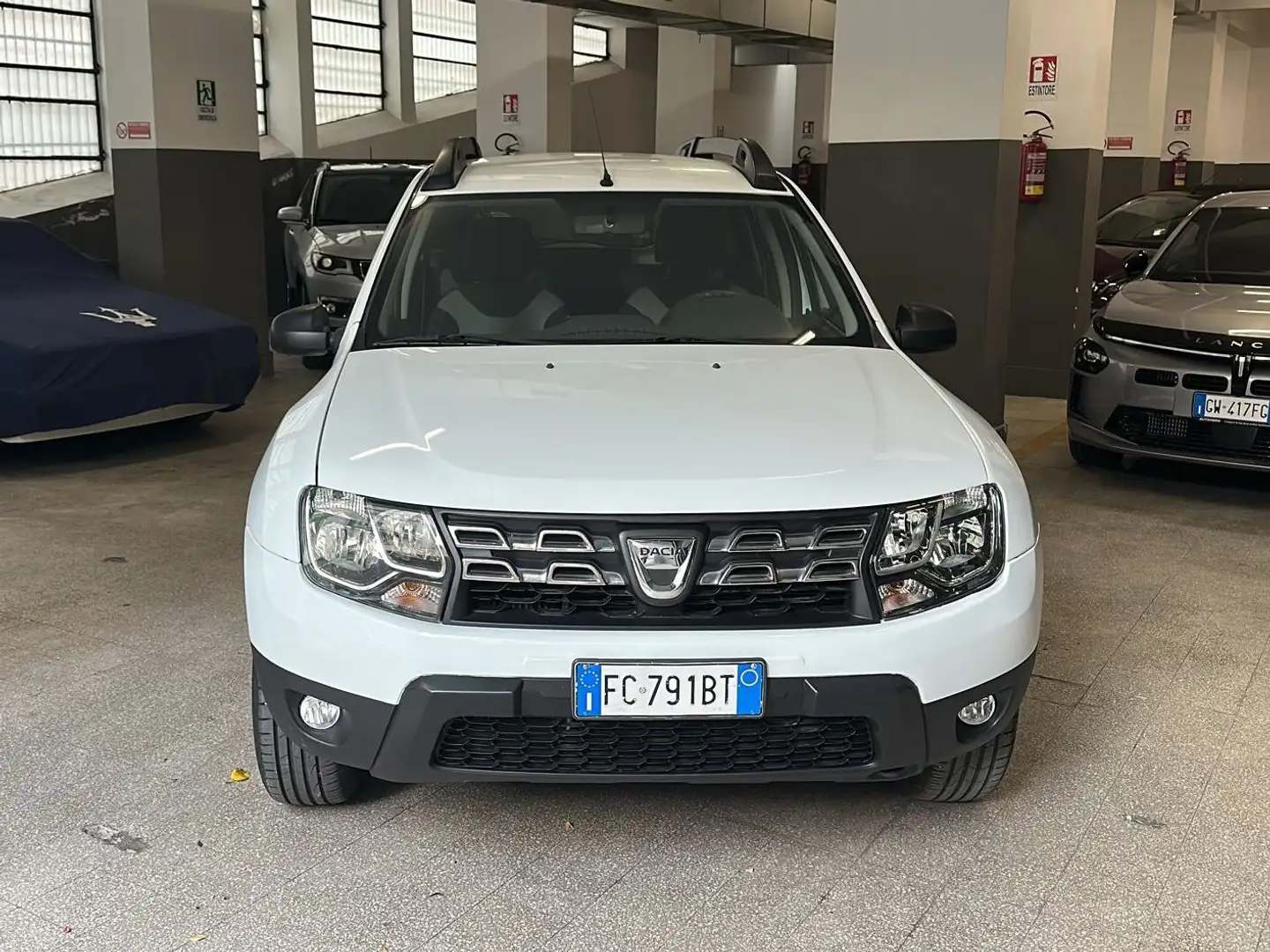 Dacia Duster Duster I 2014 1.5 dci Laureate 4x2 s Weiß - 2