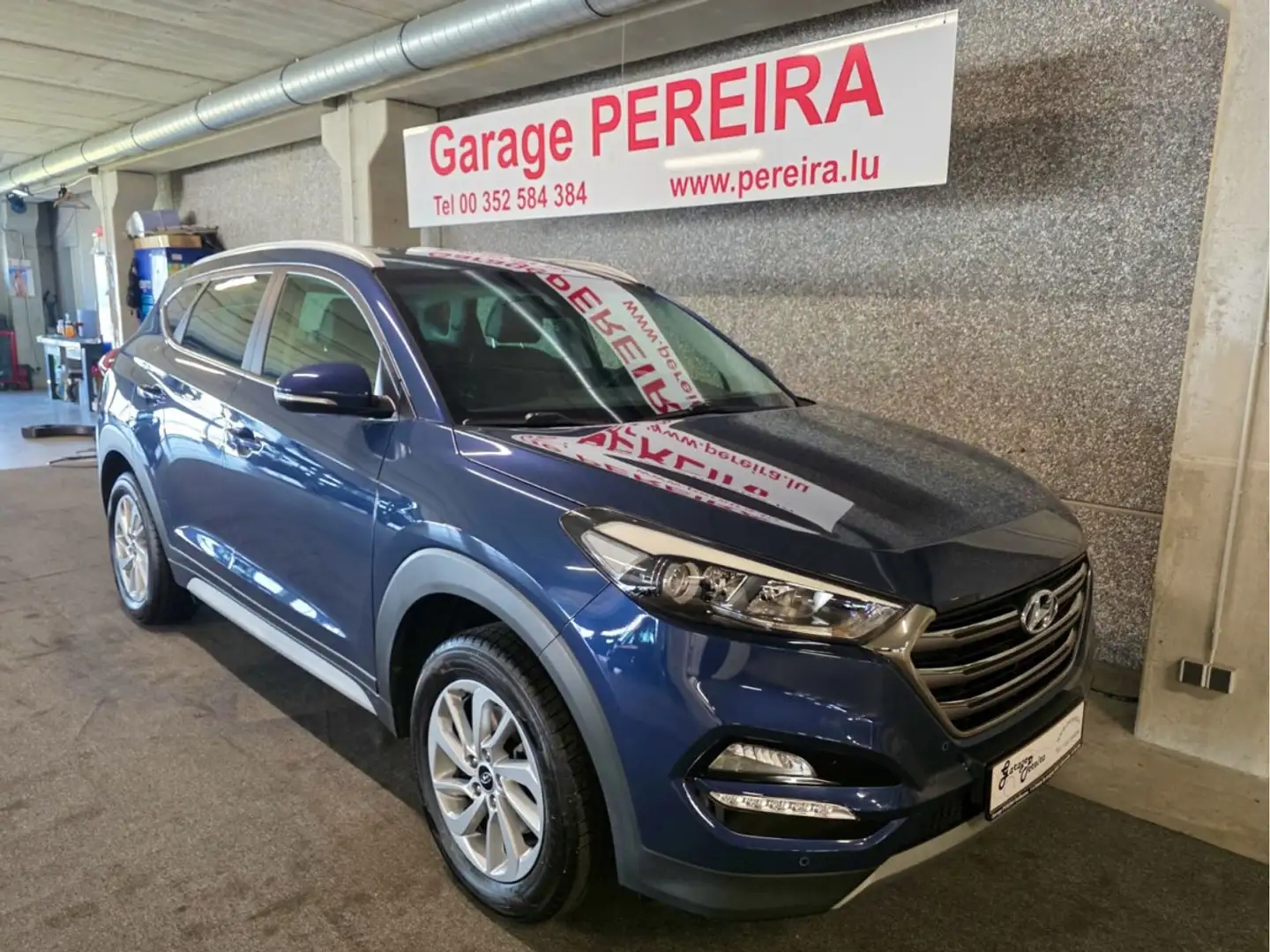 Hyundai TUCSON 1.6 GDI 2WD CUIR NAVI 1 HAND Bleu - 1
