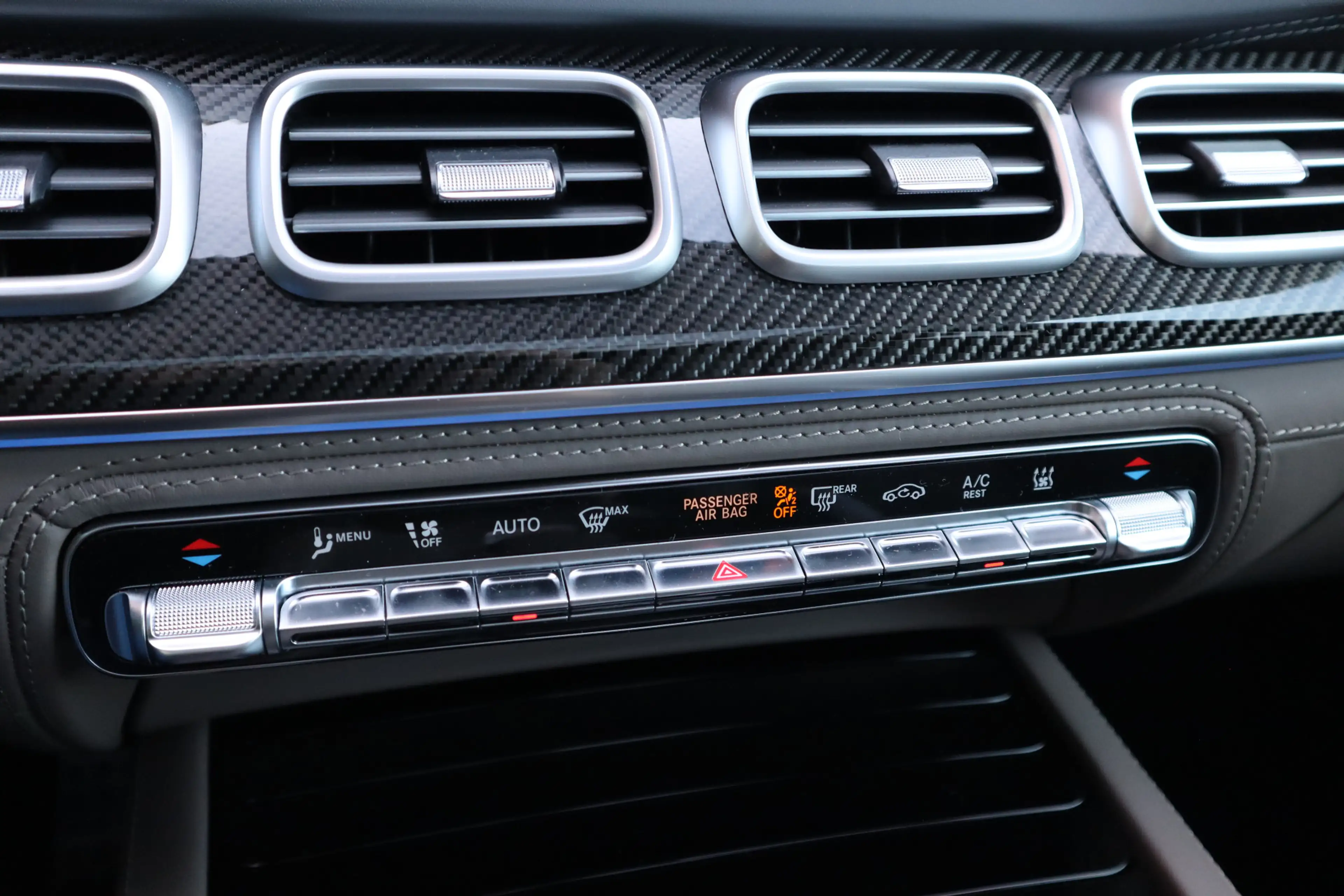 Mercedes-Benz GLS 63 AMG 4MATIC+ | Keramisch, Burmester High End 3D, Carbon — photo 39