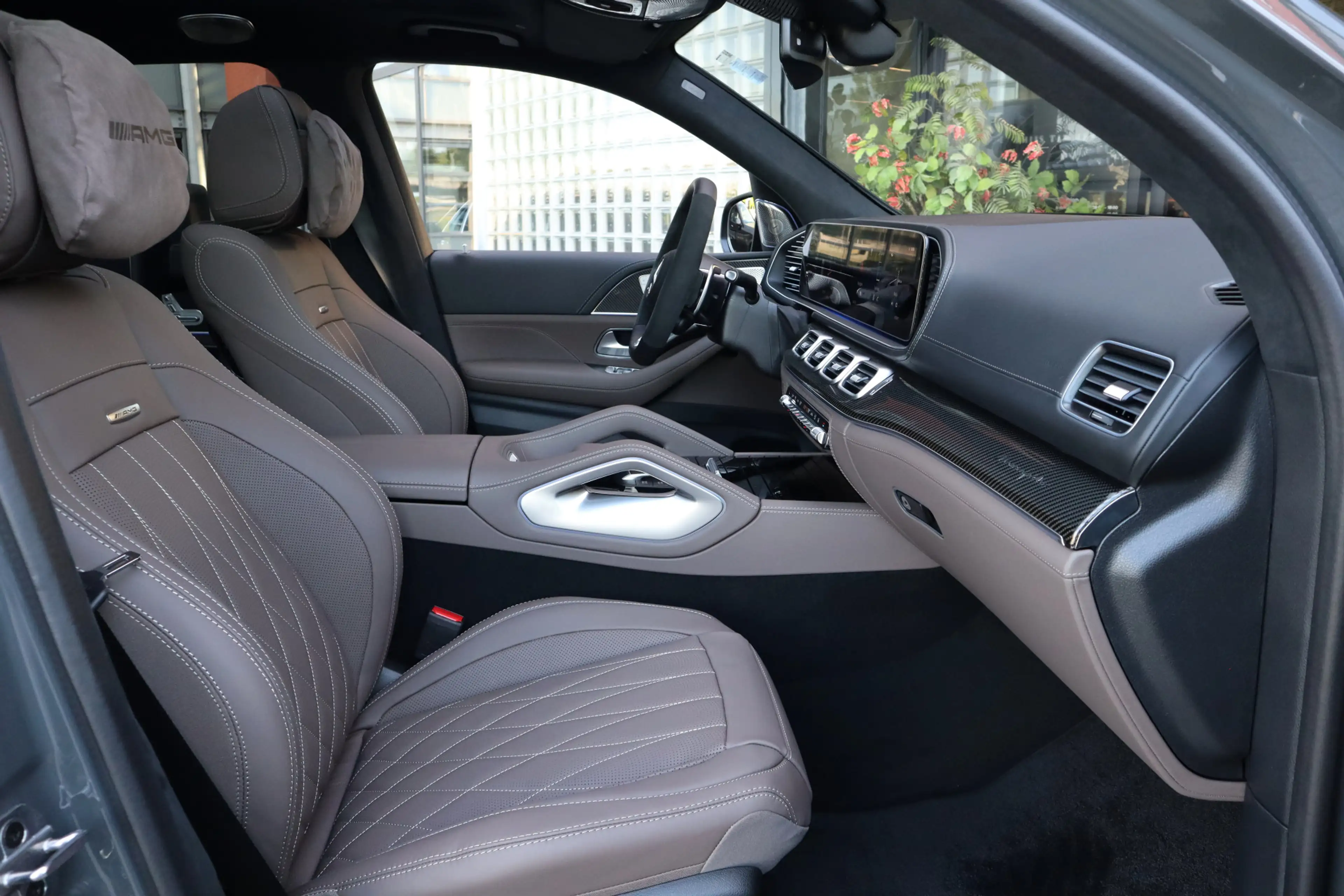 Mercedes-Benz GLS 63 AMG 4MATIC+ | Keramisch, Burmester High End 3D, Carbon — photo 12
