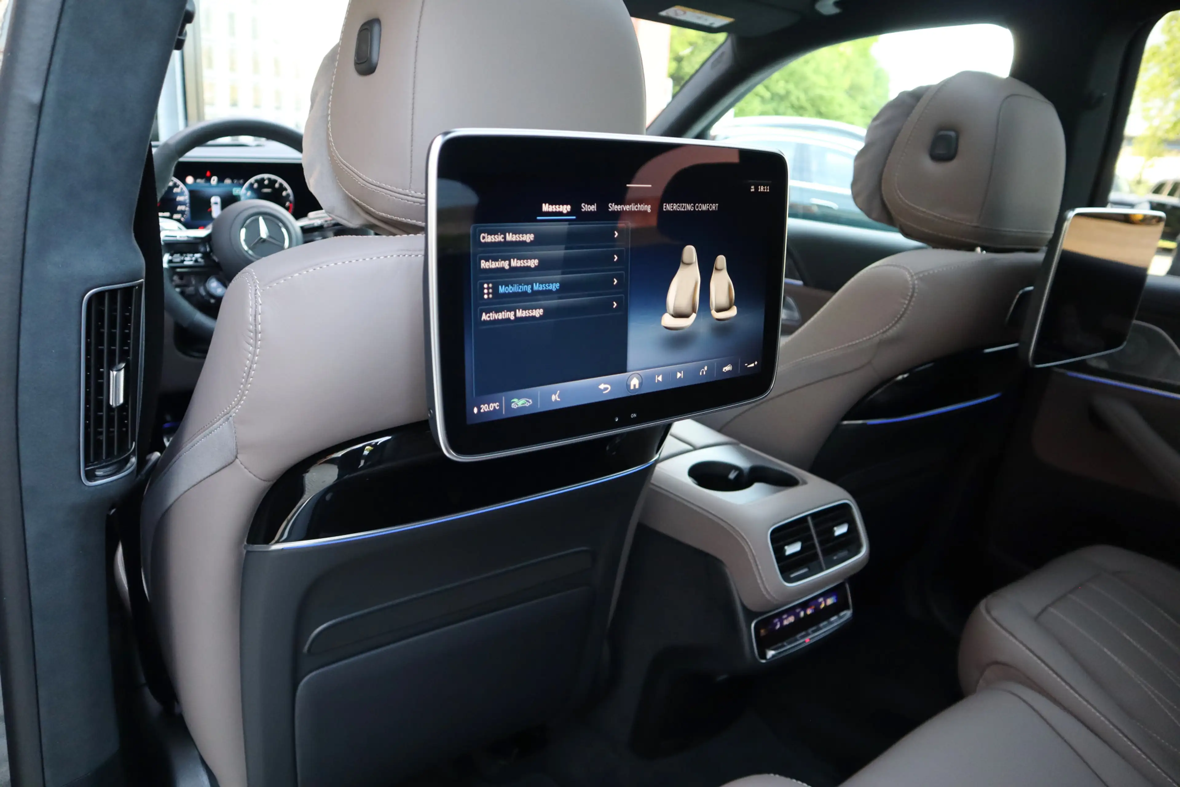 Mercedes-Benz GLS 63 AMG 4MATIC+ | Keramisch, Burmester High End 3D, Carbon — photo 23