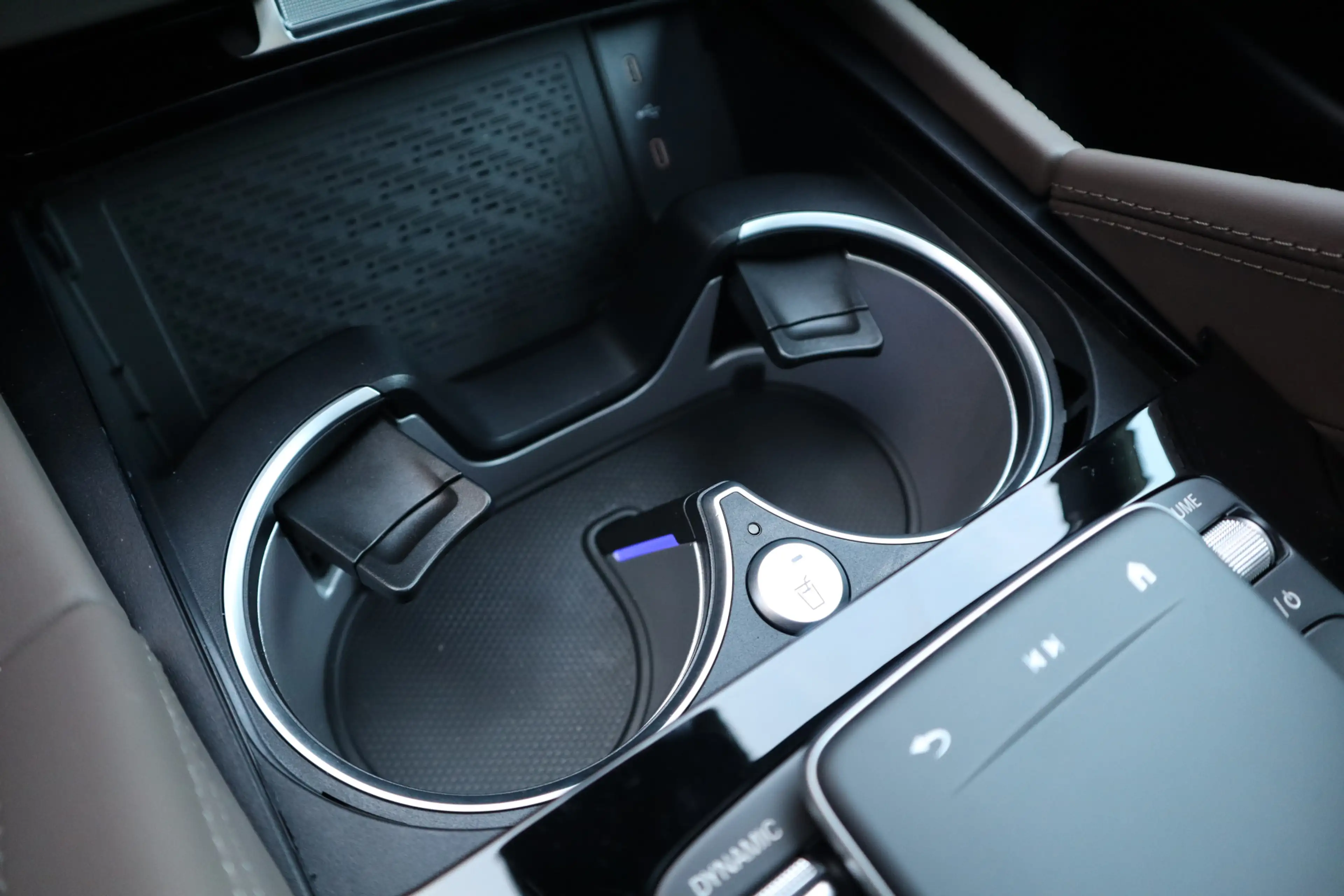 Mercedes-Benz GLS 63 AMG 4MATIC+ | Keramisch, Burmester High End 3D, Carbon — photo 41