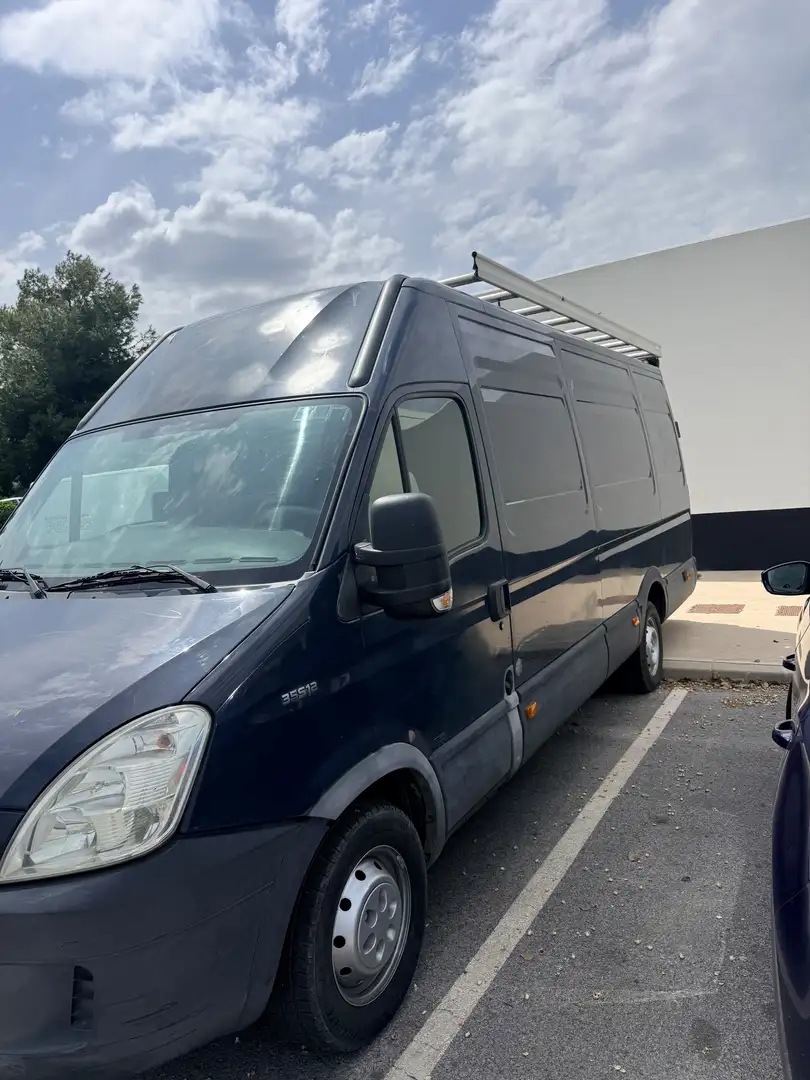 Iveco Daily L4H3 Gris - 2