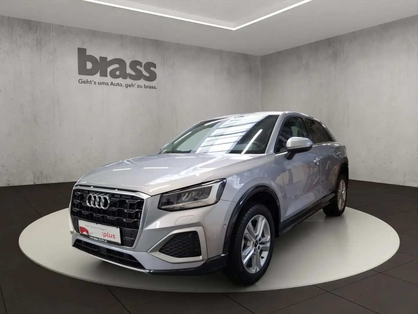 Audi Q2 Advanced 35 TFSI 110(150) kW(PS) S tronic Silber - 2