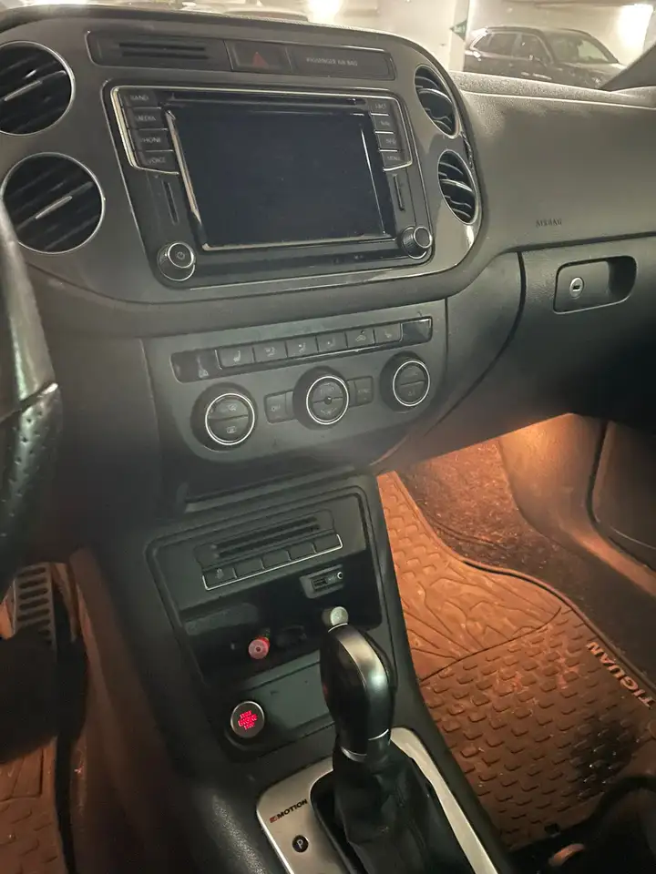Volkswagen Tiguan снимка Volkswagen Tiguan