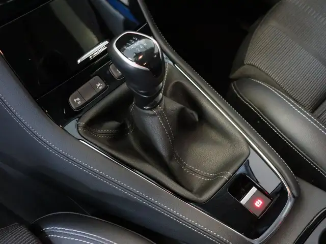 Opel Grandland view 10