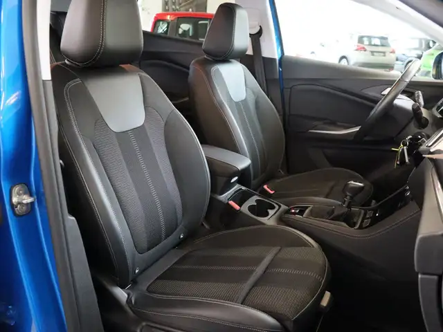 Opel Grandland view 6