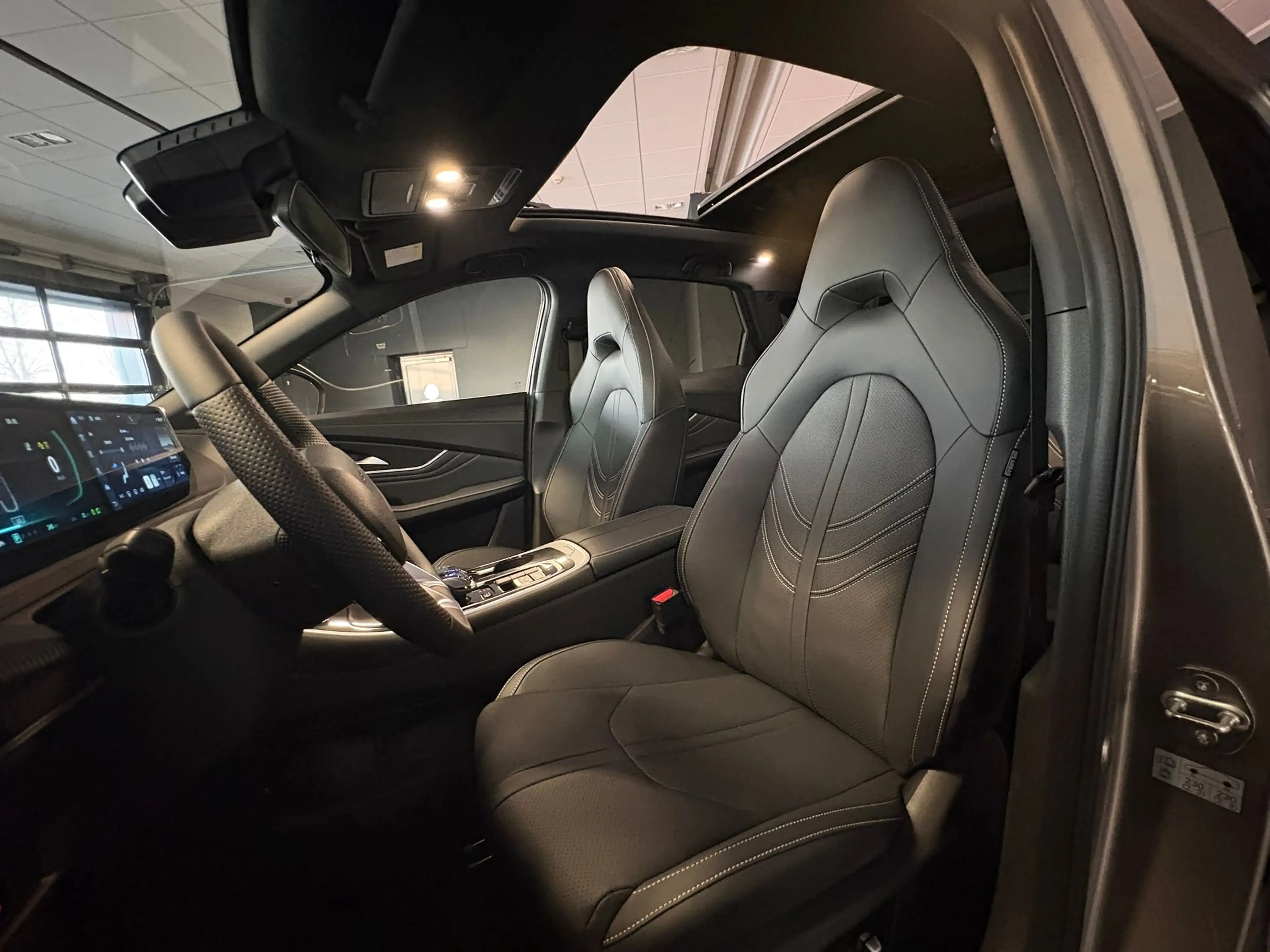 Forthing T5 Evo FRIDAY • ELECTRIQUE FULL OPTIONS — photo 8