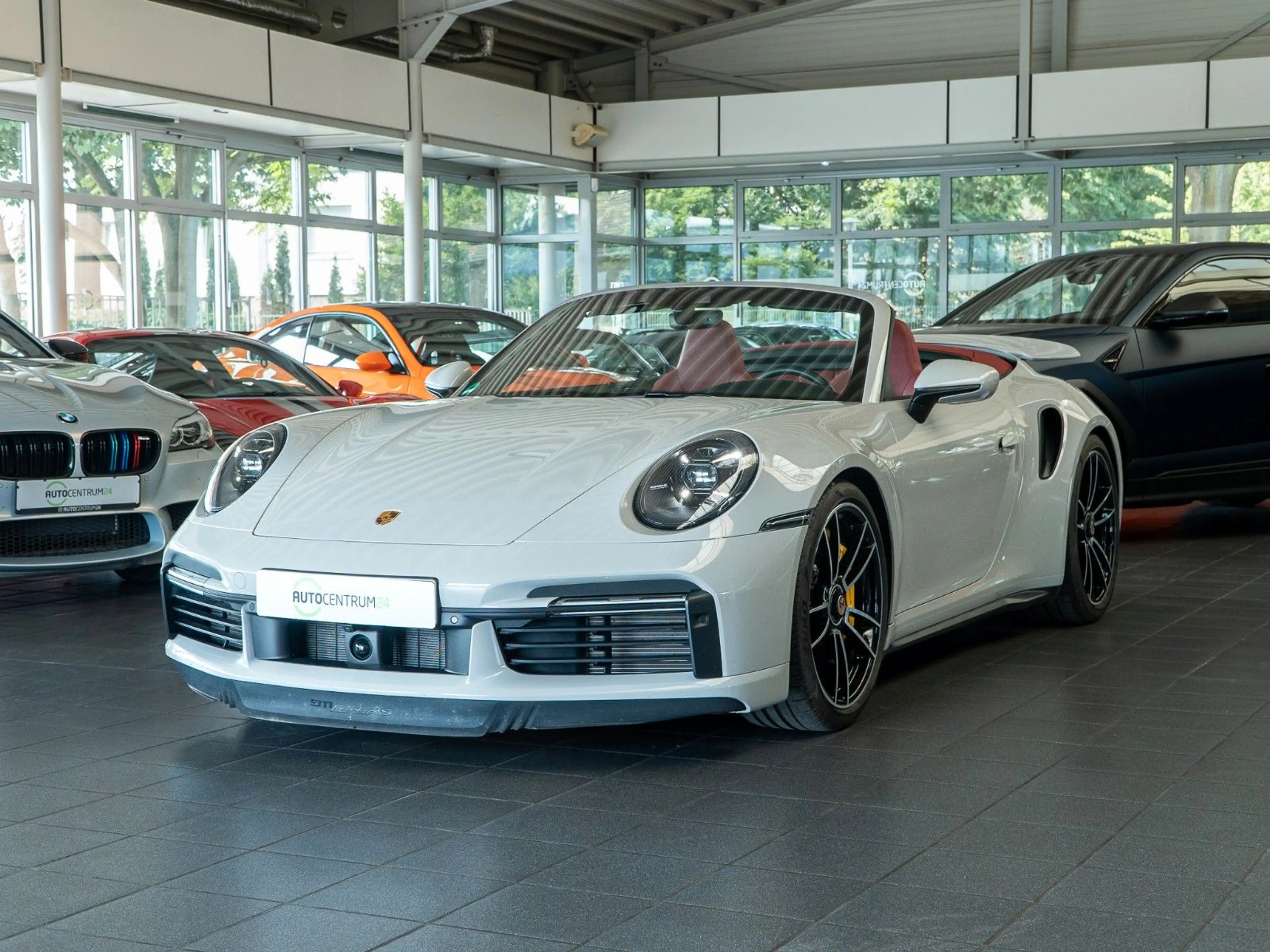 Porsche 911 992  Turbo S Cabrio Burm 360 Lift PASM Sport — photo 3