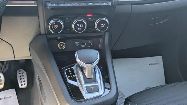 Renault Arkana view 11