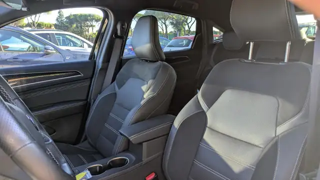 Renault Arkana view 12