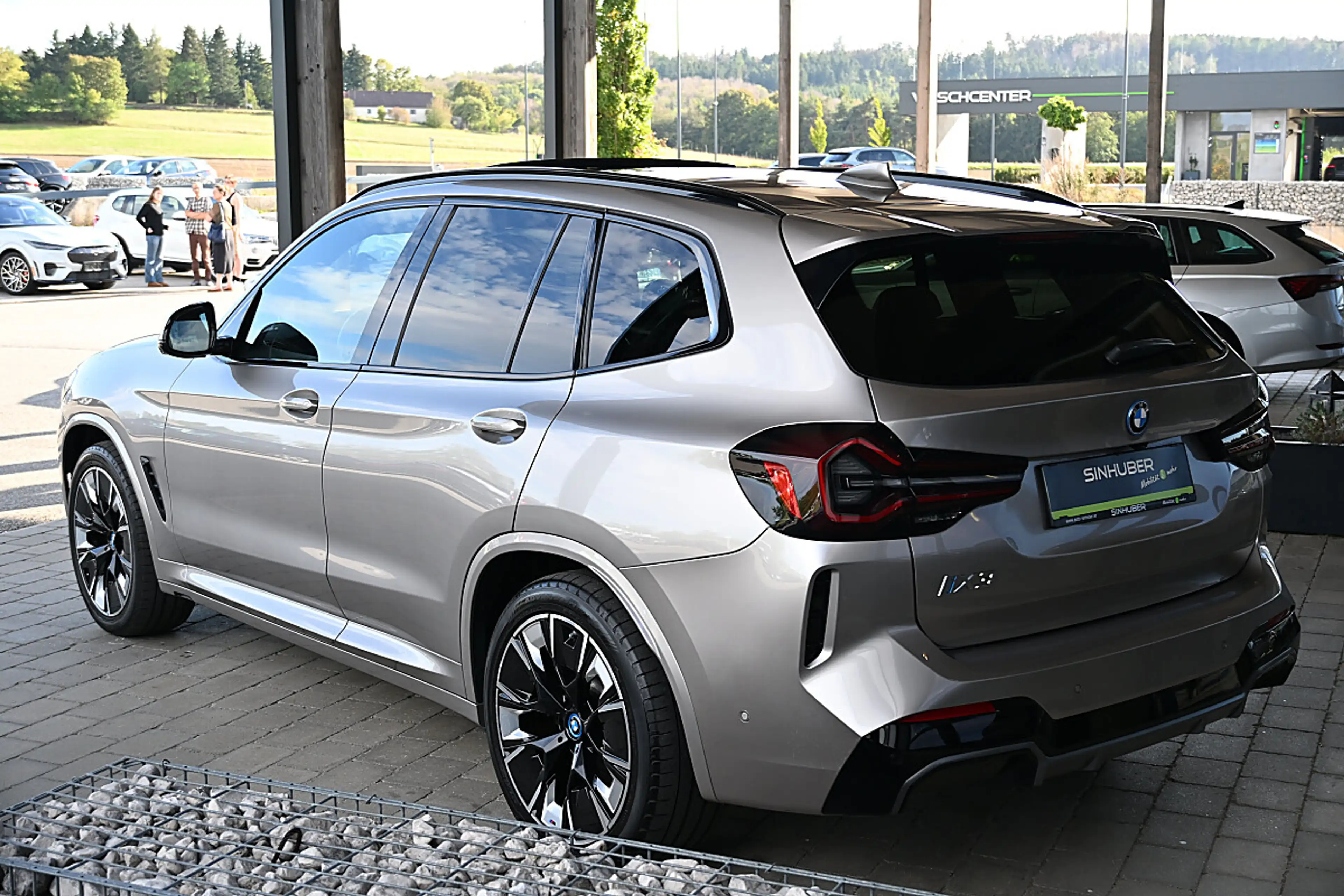 BMW iX3 M 73,8kWh Sport Impressive ACC, adapt. LED, Har... — photo 3