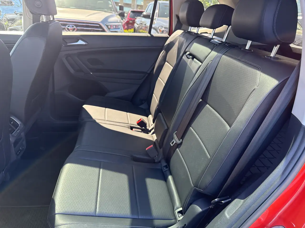 Volkswagen Tiguan снимка Volkswagen Tiguan