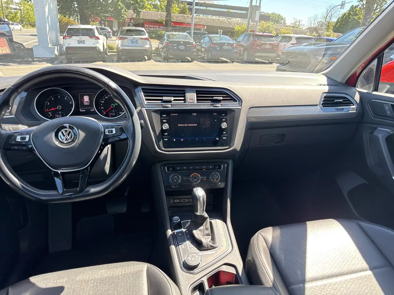 Volkswagen Tiguan снимка Volkswagen Tiguan