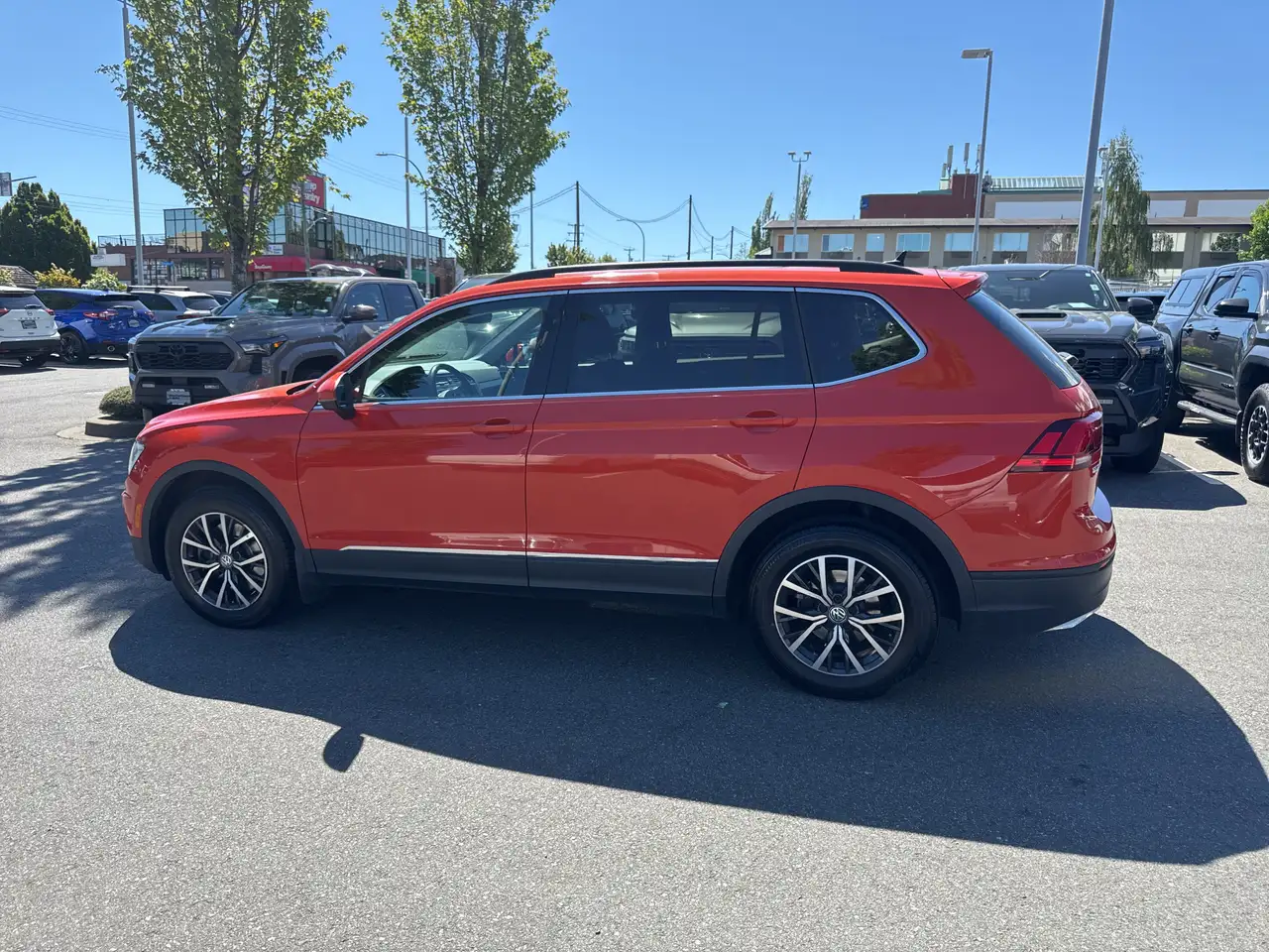 Volkswagen Tiguan снимка Volkswagen Tiguan