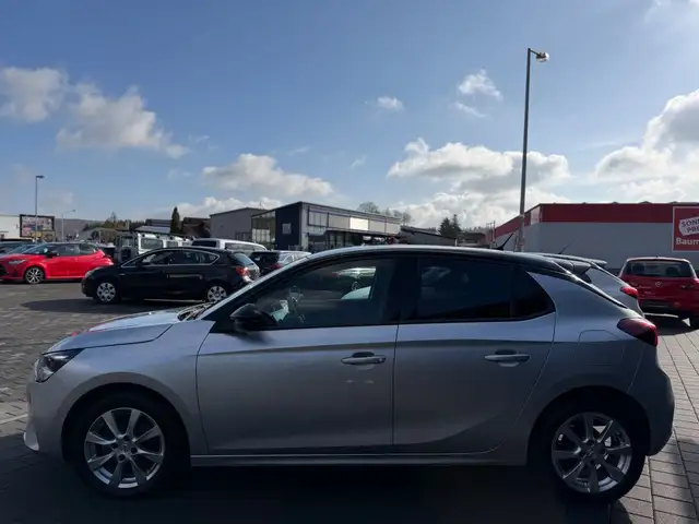 Opel Corsa view 4