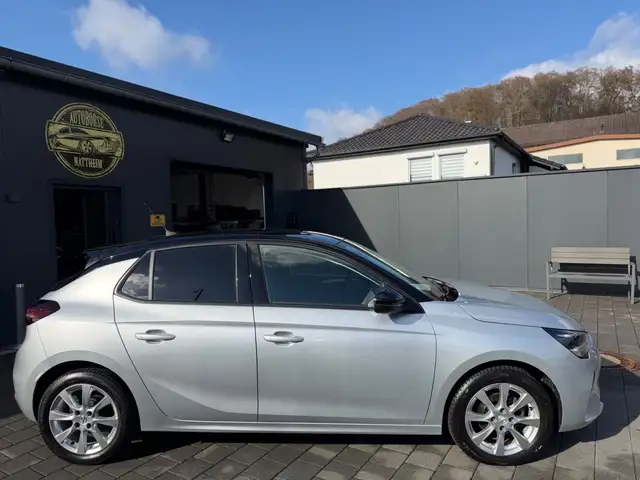 Opel Corsa view 8