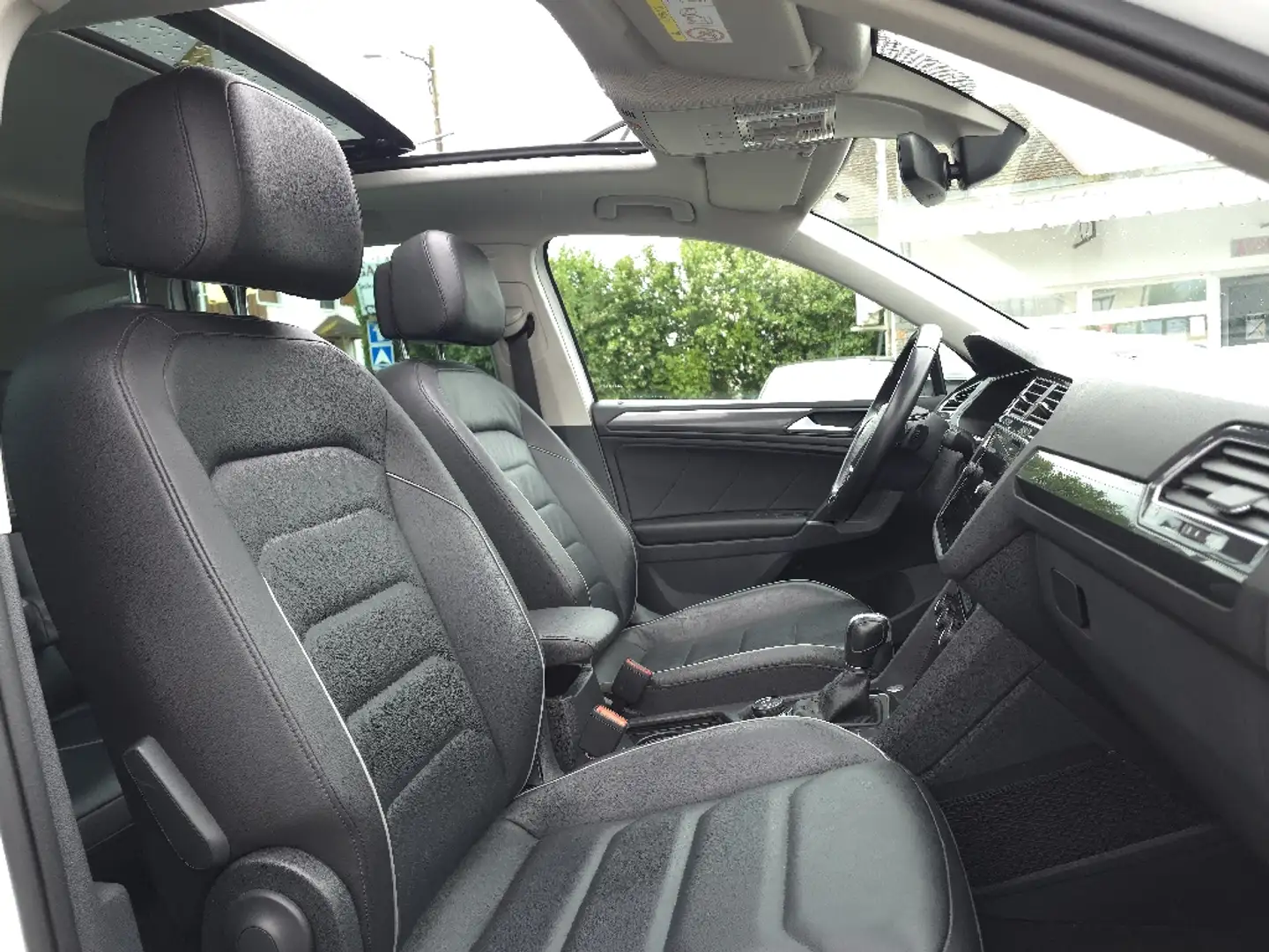 Volkswagen Tiguan 4x4 2.0 TDI 190 DSG7 4Motion Carat - 2