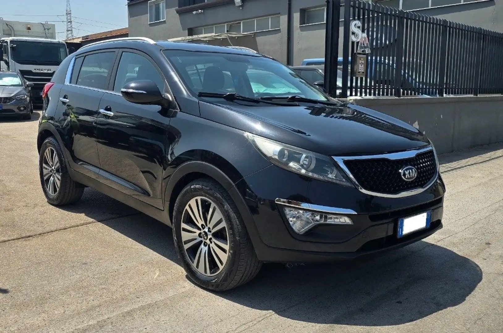 Kia Sportage 1.7 CRDI VGT 2WD Active Nero - 2