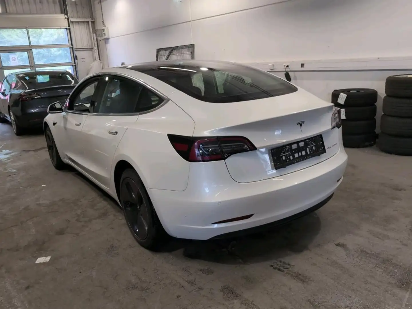 Tesla Model 3 Long Range AWD 75kWh Weiß - 2