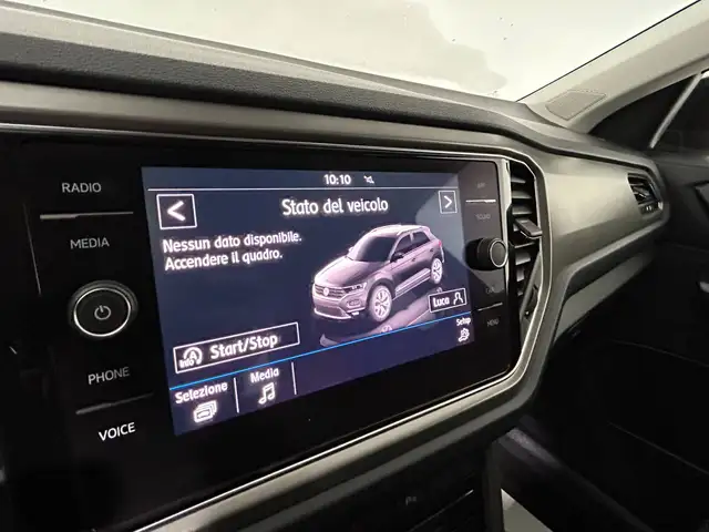 Volkswagen T-Roc view 9