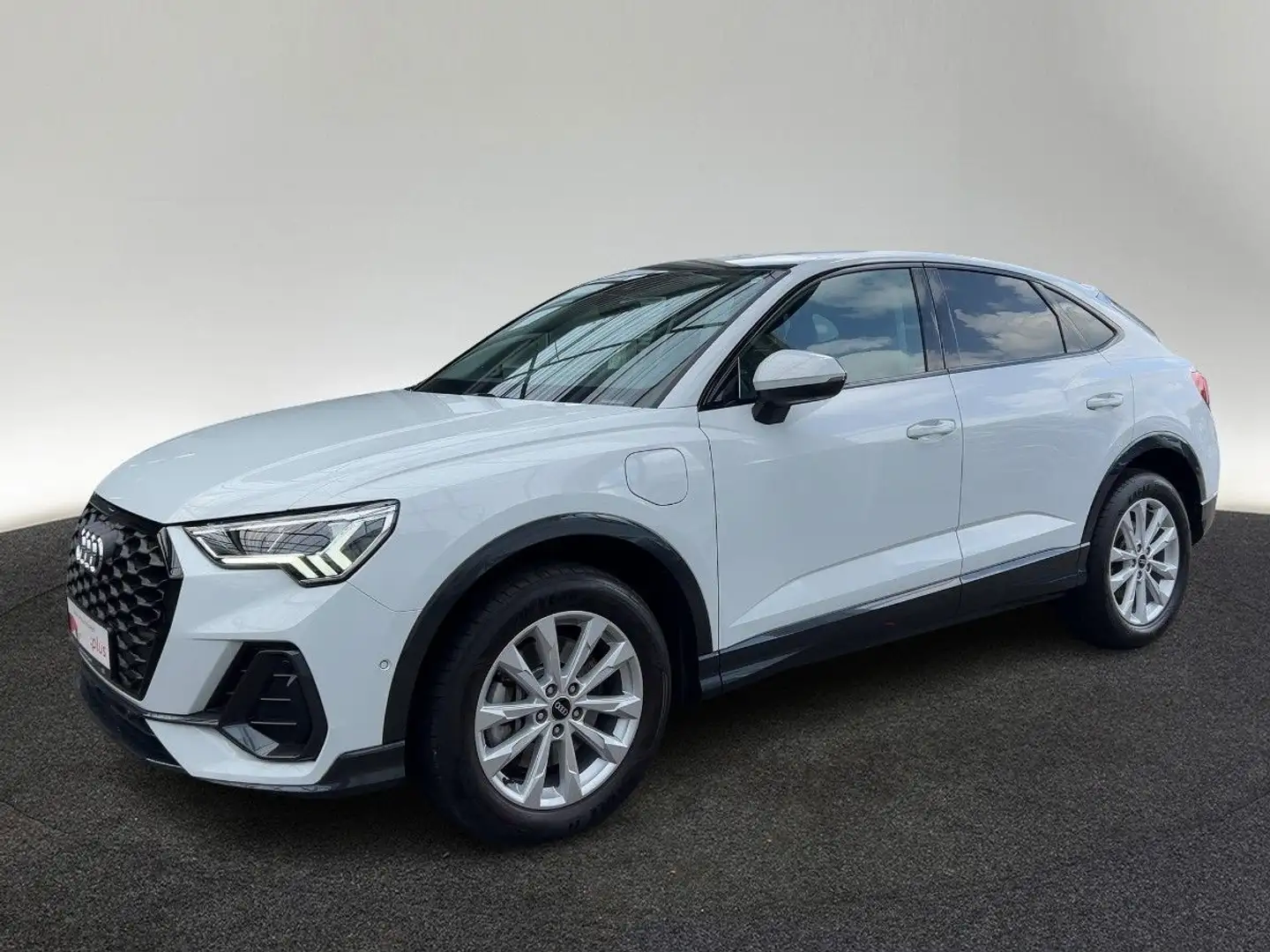 Audi Q3 45 TFSI e S tronic Pano LED Kamera Weiß - 2