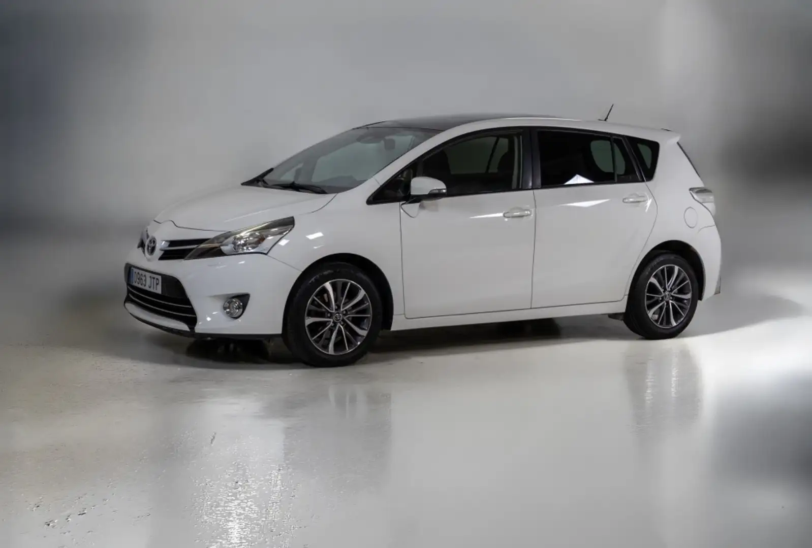 Toyota Verso 130 Advance 5pl. Blanco - 1