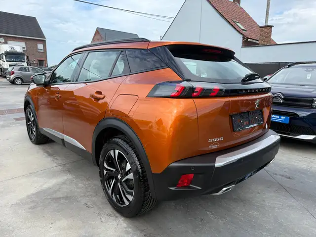 Peugeot 2008 view 7