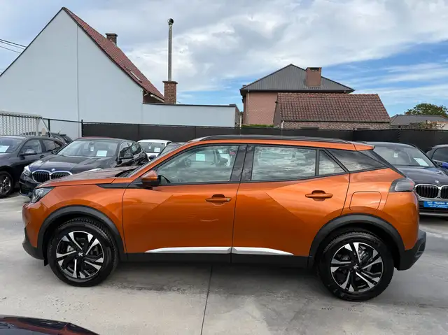 Peugeot 2008 view 8
