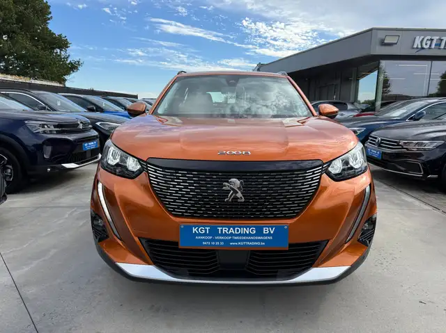 Peugeot 2008 view 2