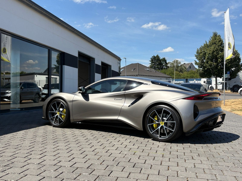 Lotus Emira V6 IPS First Edition *Lotus am Ring by Komo-Tec* — photo 7