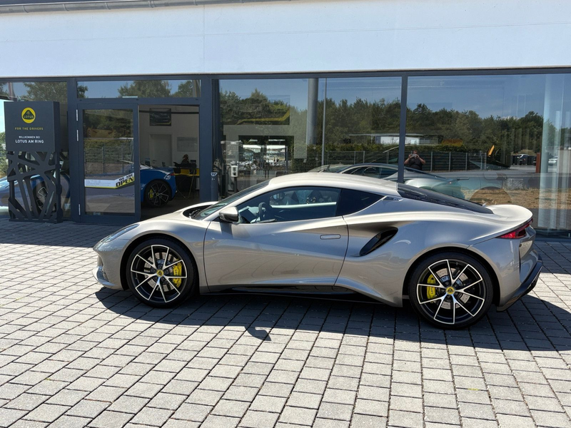 Lotus Emira V6 IPS First Edition *Lotus am Ring by Komo-Tec* — photo 4