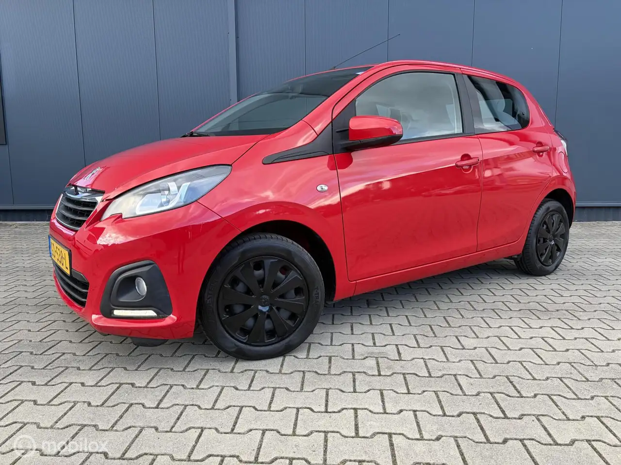 Peugeot 108 1.0 e-VTi Active BTW Airco Nieuwe Apk — photo 1 of 22