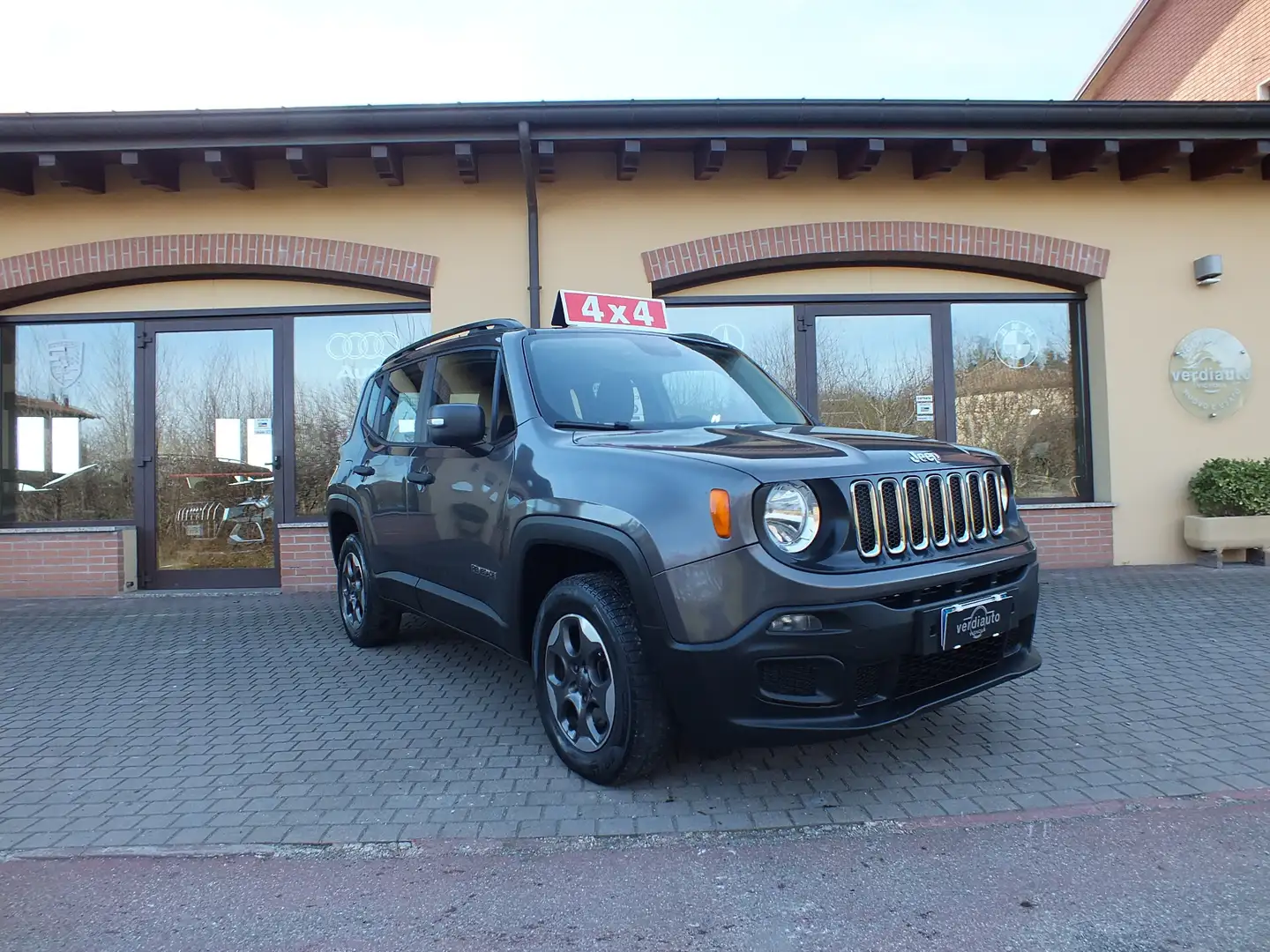 Jeep Renegade 2.0 Mjt SPORT 4X4 MANUALE 6/M+BLOCCO DIFFERENZIALE Marrón - 1