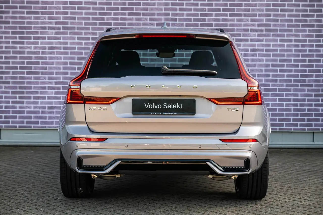 Volvo XC60 2026 — фото 10
